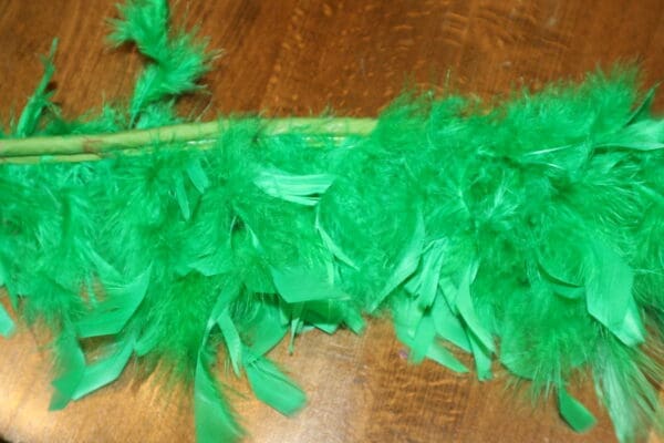 Chandelle Feather Fringe em green